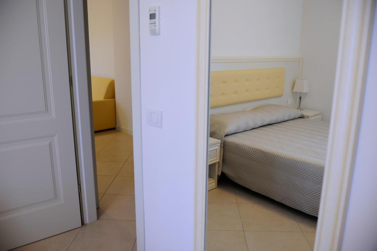 Residence Suite Smeraldo Riccione Exterior photo