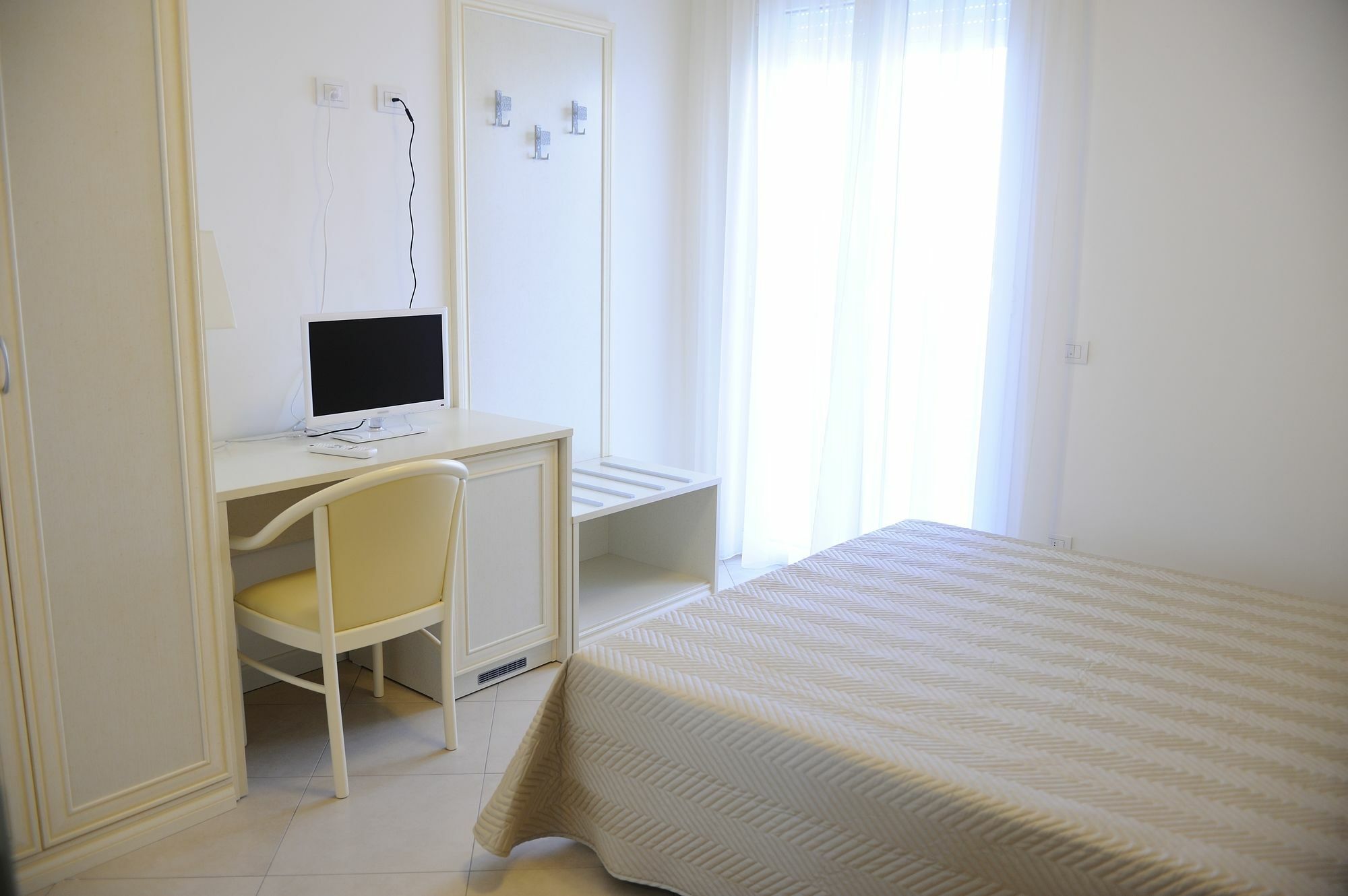 Residence Suite Smeraldo Riccione Exterior photo